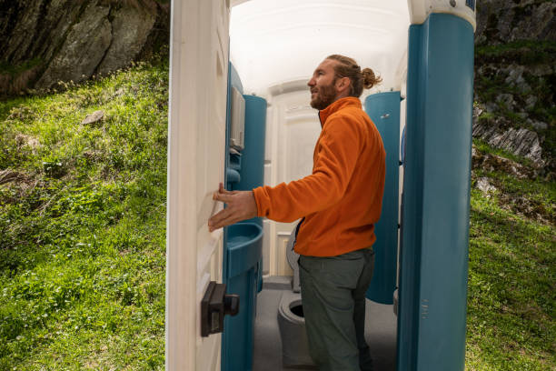 Best Luxury portable toilet rental  in Florin, CA